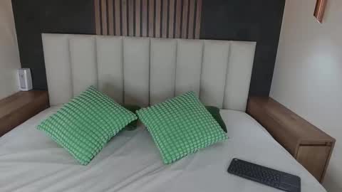 Jena  online show from 02-08-26, 11:46