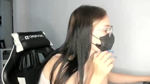 Snapshot of jenayorteg chatting on 08-01-26, 04:50 Molly online show from 08-01-26, 04:50