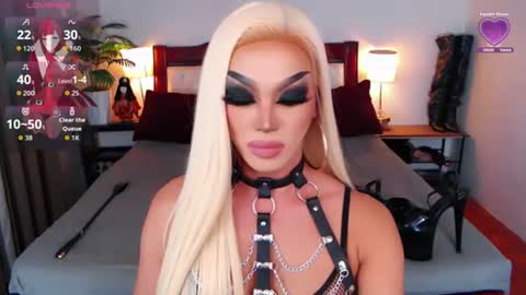 Queen Jenifer online show from 07-02-26, 12:21