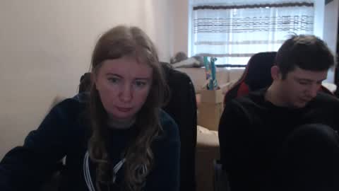 Snapshot of jenisandpeter chatting on 12-02-25, 07:03 JenisAndPeter online show from 12-02-25, 07:03