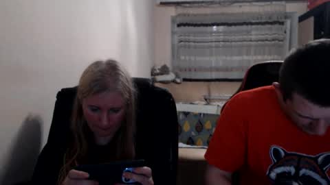 JenisAndPeter online show from 06-07-26, 07:28