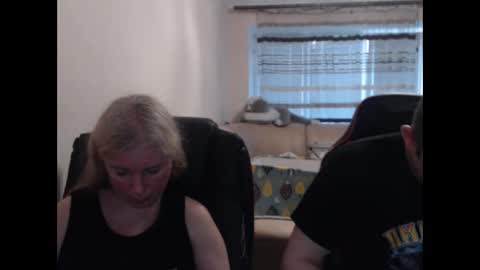 JenisAndPeter online show from 06-11-26, 05:44