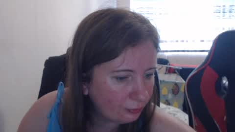 JenisAndPeter online show from 07-04-26, 05:46