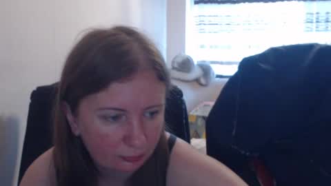 JenisAndPeter online show from 07-18-26, 06:17