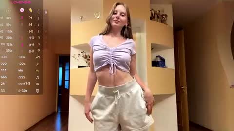 Jen online show from 07-20-26, 04:31