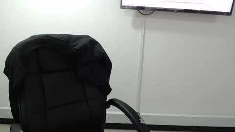 Snapshot of jenn_cg chatting on 01-06-26, 09:18 jenn online show from 01-06-26, 09:18