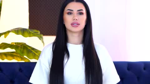 jenna_day online show from 10-10-25, 09:19