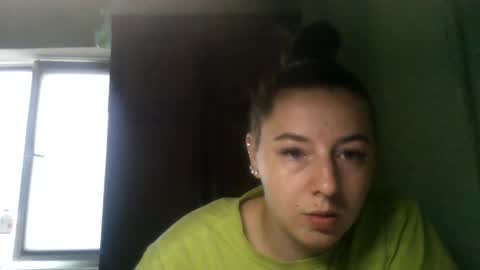 Snapshot of jennamolbertyy chatting on 07-20-26, 03:25 JennaMolbertyy online show from 07-20-26, 03:25
