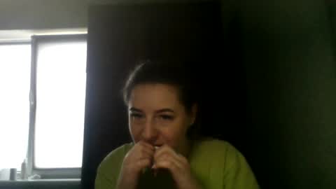Snapshot of jennamolbertyy chatting on 07-28-26, 11:39 JennaMolbertyy online show from 07-28-26, 11:39