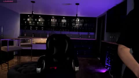 Jenna Olson  online show from 12-05-25, 11:41