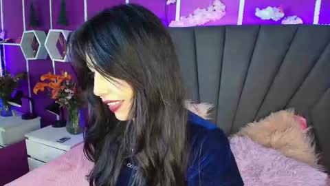 Jenner online show from 12-15-24, 07:13