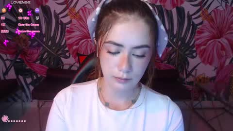 Snapshot of jenni_arango chatting on 05-21-26, 01:07 Jenny online show from 05-21-26, 01:07