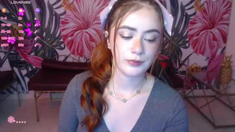 Snapshot of jenni_arango chatting on 05-22-26, 01:17 Jenny online show from 05-22-26, 01:17