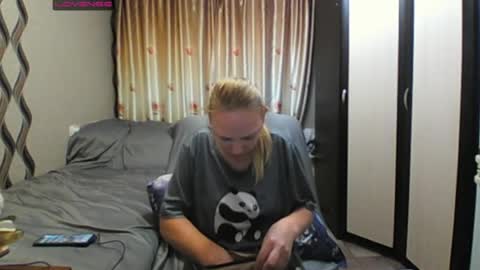 JenniDeep online show from 06-24-26, 03:11