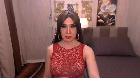 jenniegarcia online show from 10-21-25, 04:51