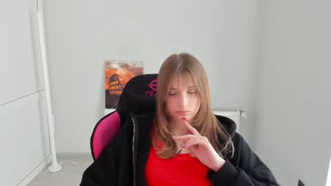 Karla online show from 04-09-26, 12:32