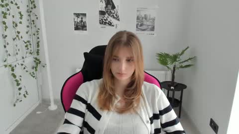 Karla online show from 04-19-26, 12:37