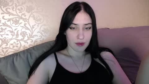 Snapshot of jennifeeeer chatting on 02-26-25, 11:48 Helen online show from 02-26-25, 11:48
