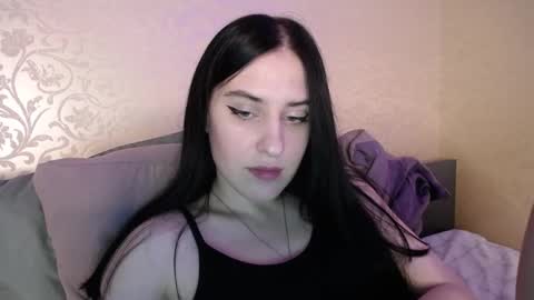 Snapshot of jennifeeeer chatting on 02-28-25, 11:12 Helen online show from 02-28-25, 11:12