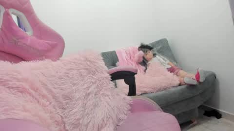 jennifer_bodyy0404 online show from 06-17-26, 12:57