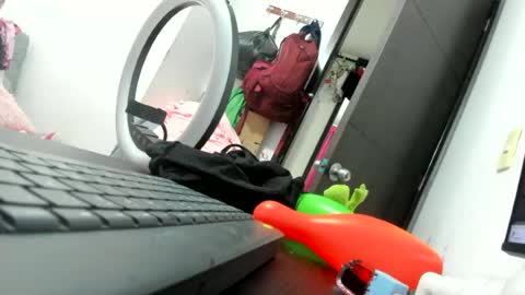 jennifer_bodyy0404 online show from 06-26-26, 02:05