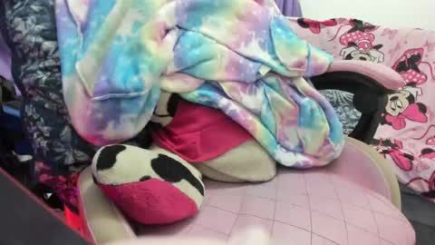 jennifer_bodyy0404 online show from 07-03-26, 11:44