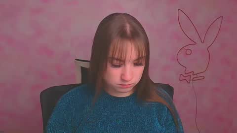 Jennifer online show from 12-23-24, 06:33