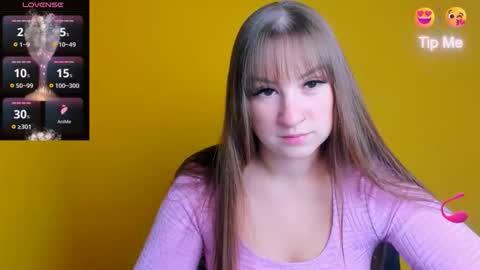 Jennifer online show from 09-26-25, 05:44