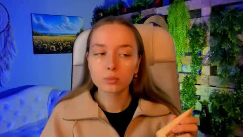 Jennifer online show from 10-07-25, 09:50