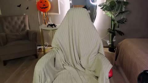 Snapshot of jennimurr chatting on 11-03-25, 01:34 Jenni online show from 11-03-25, 01:34