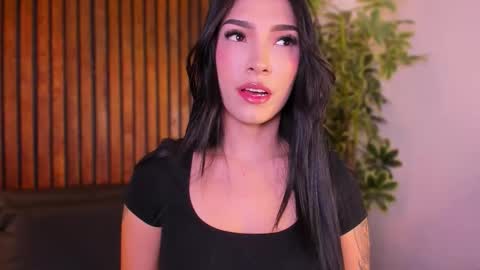     online show from 11-12-25, 12:38