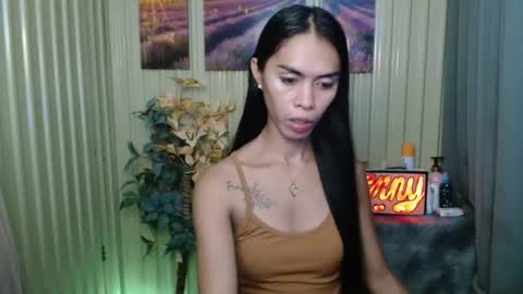 PRETTY JENNY online show from 11-27-25, 09:44