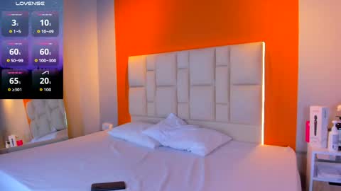 Snapshot of jenny__lawrence chatting on 05-10-26, 04:17 jenny__lawrence online show from 05-10-26, 04:17