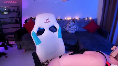 Jenny online show from 01-08-25, 07:34