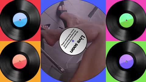 Jenny online show from 10-26-25, 02:12