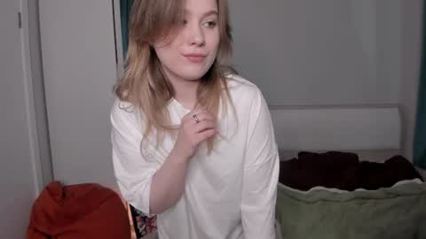 Jenny my next stream is on Saturday at 1 pmUTC Welcome to my WhatsApp 3 online show from 06-20-26, 02:31