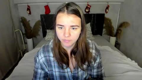 Jenny online show from 02-13-26, 01:23