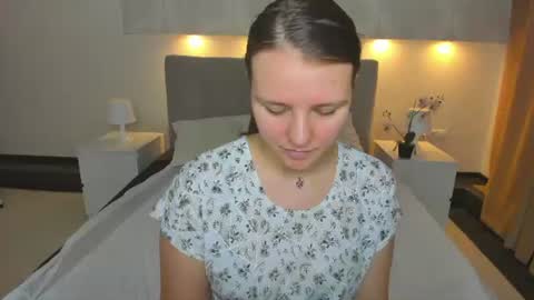 Jenny online show from 06-12-26, 09:19