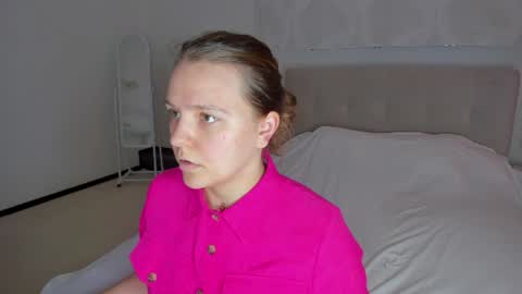 Jenny online show from 07-06-26, 09:17