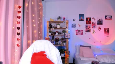 Snapshot of jenny_piper chatting on 02-22-25, 07:01 Jenny Piper online show from 02-22-25, 07:01