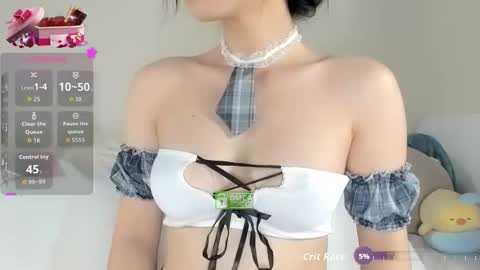 Jenny online show from 10-17-25, 02:37