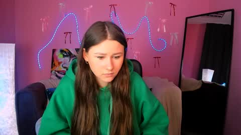 Snapshot of jenny_rill chatting on 04-10-26, 06:07 Jenny online show from 04-10-26, 06:07