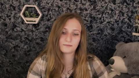 jenny_smille_ online show from 05-20-26, 08:20