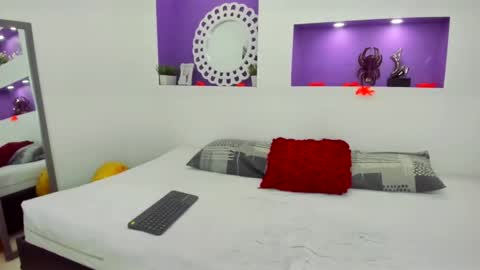 jenny_towers online show from 10-25-25, 07:08