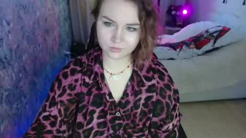 Snapshot of jennyattal chatting on 06-18-26, 04:46 Jenny online show from 06-18-26, 04:46