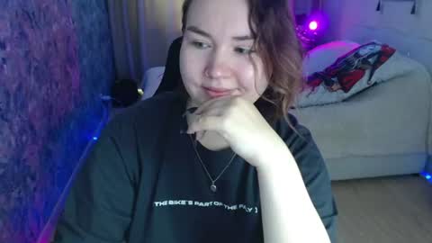 Snapshot of jennyattal chatting on 06-20-26, 03:31 Jenny online show from 06-20-26, 03:31