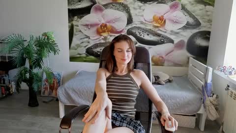 jennycutey online show from 09-11-25, 04:34