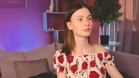 Snapshot of jennyfer_me chatting on 05-17-26, 12:45 jennyfer_me online show from 05-17-26, 12:45