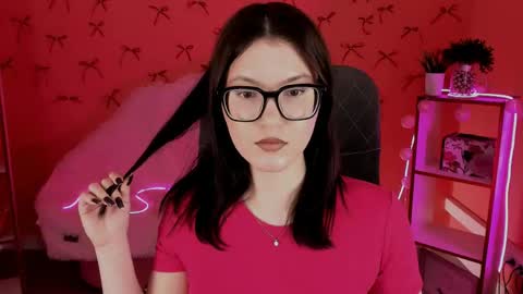 Snapshot of jennygibson chatting on 04-23-26, 12:29 JENNY online show from 04-23-26, 12:29