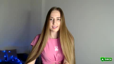 The Flower Power Models online show from 11-11-25, 01:22